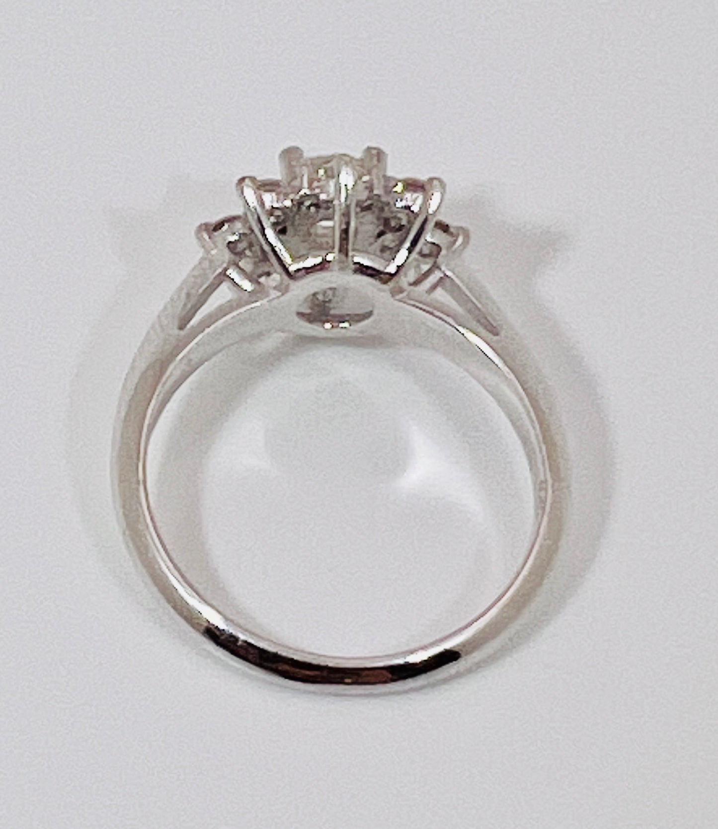 14k White Gold 1ct Diamond Cluster Ring