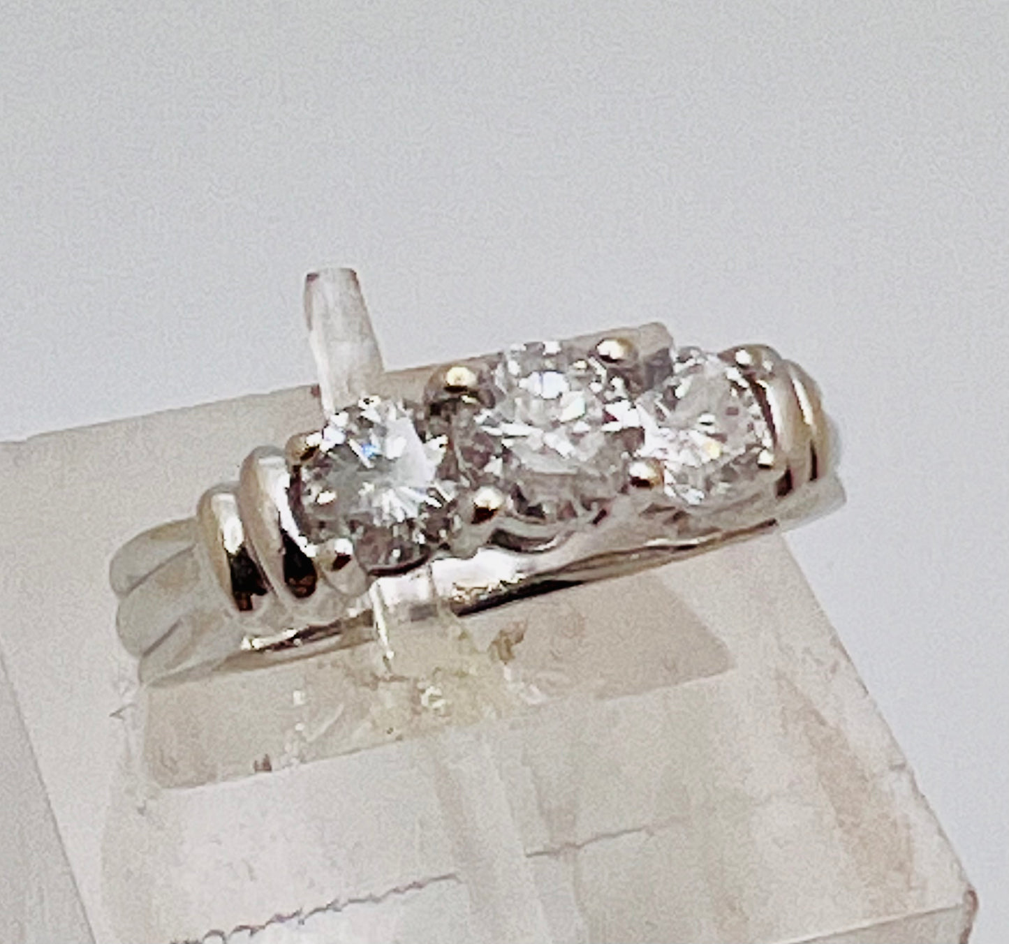 14k White Gold 95pt Round Diamond Trinity Ring