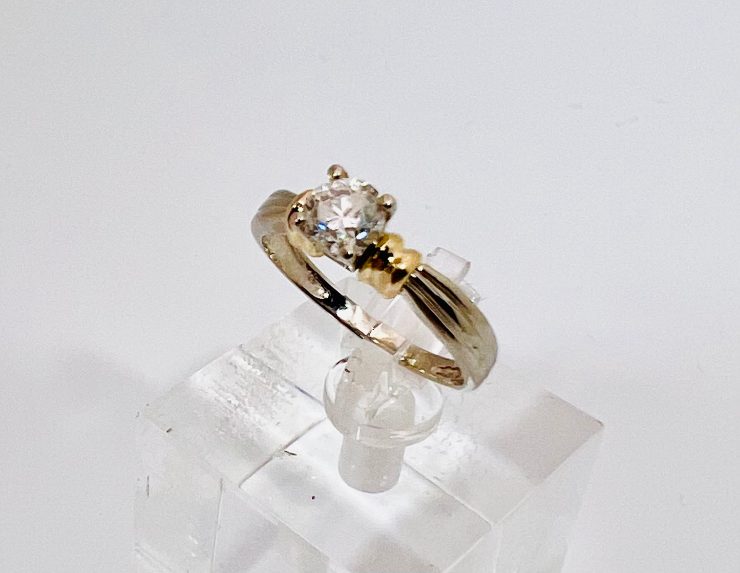 14k White Gold Round Cut 46pt Diamond Solitaire Ring