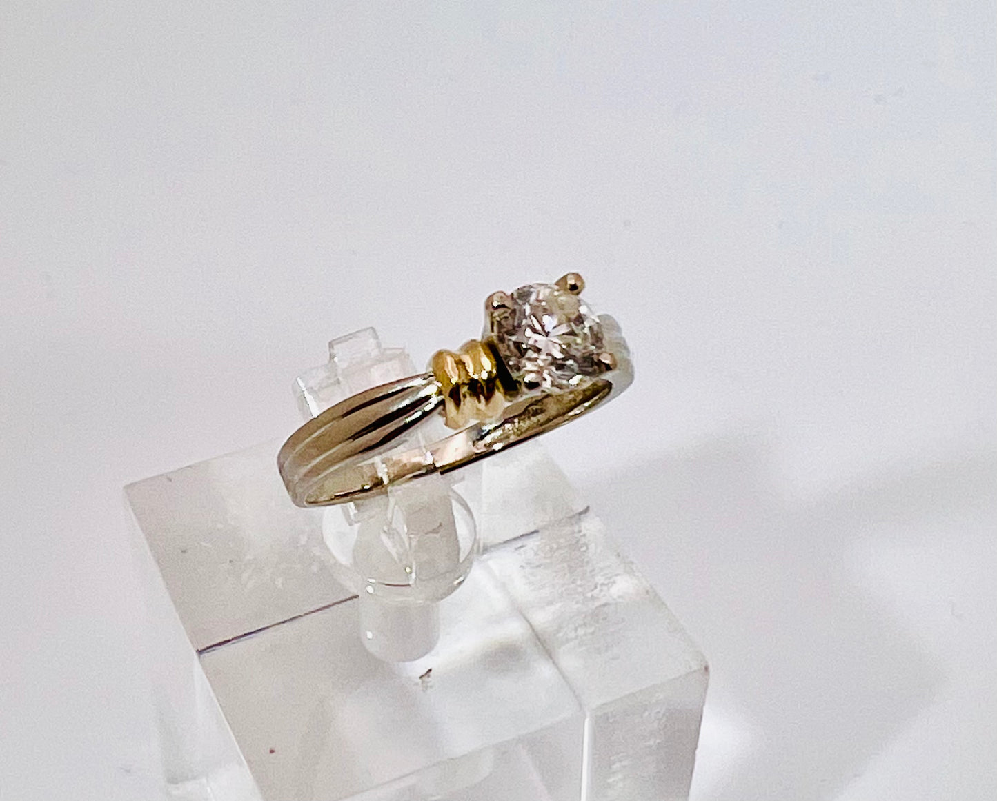 14k White Gold Round Cut 46pt Diamond Solitaire Ring