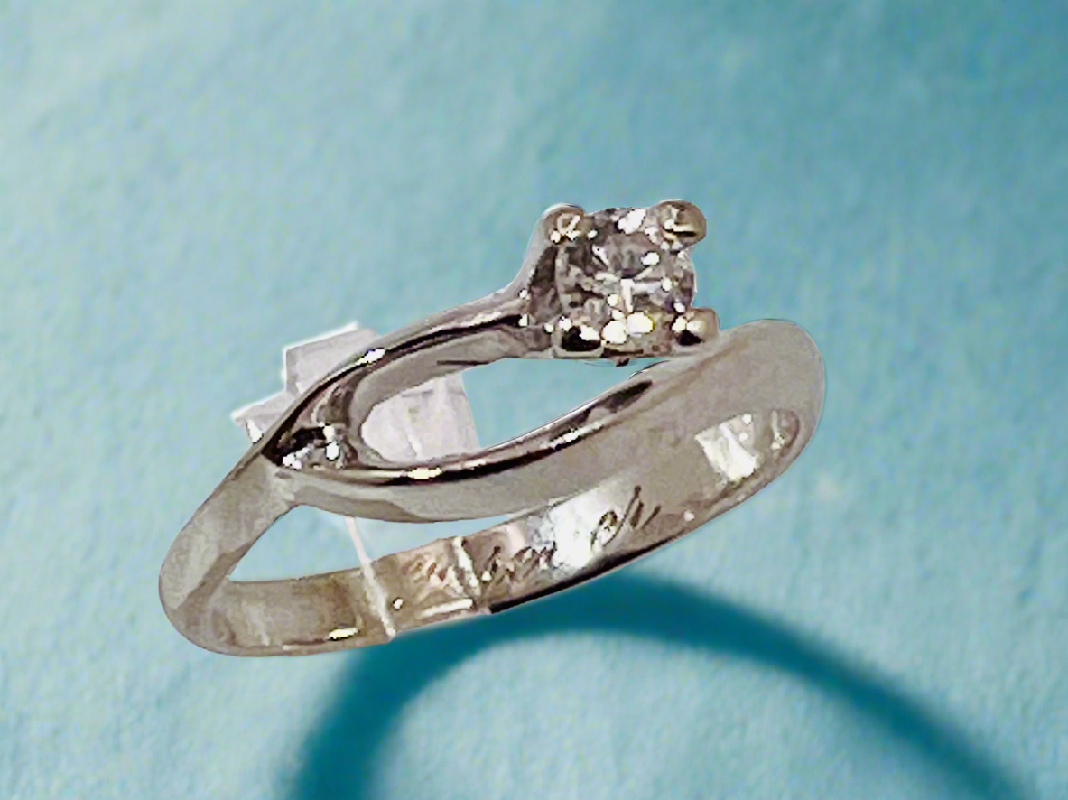 14k White Gold Round Cut 16pt Diamond Solitaire Ring