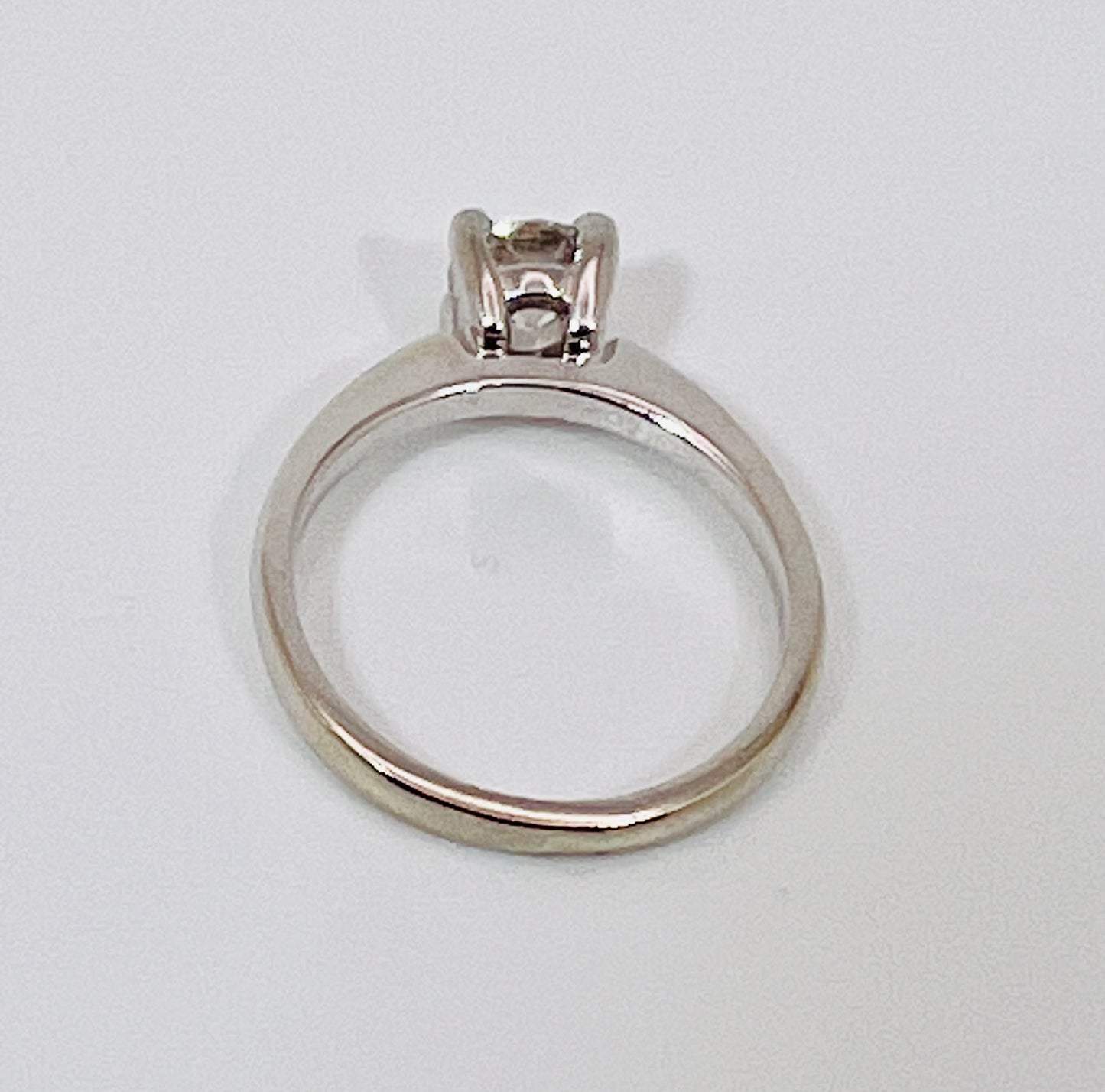14k White Gold Round Cut 70pt Diamond Solitaire Ring