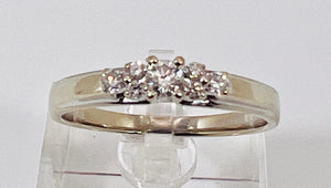 14k White Gold Round Cut 24pt Diamond Cluster Accent Ring