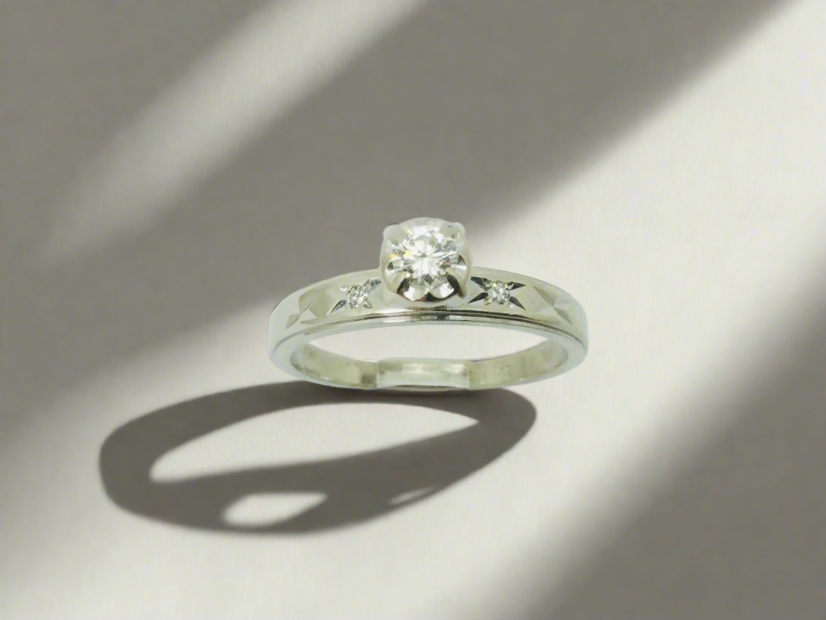 14k White Gold Round Cut 18pt Diamond Illusion Set with Diamond Accents Ring