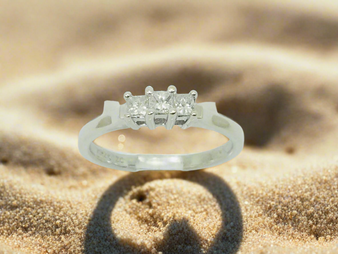 14k White Gold 26pt Princess Cut Diamond Trinity Ring