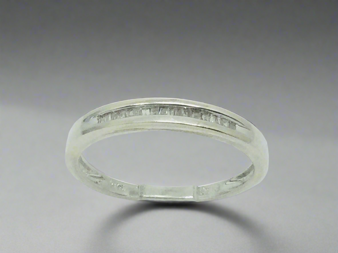 14k White Gold Baguette Cut 18pt Channel Set Diamond Band Ring
