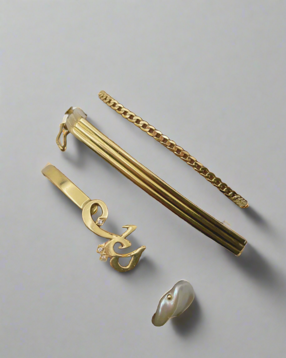 18k Gold Pearl and Diamond Love Bracelet (Arabic)