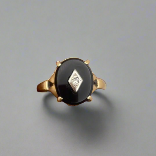 Birks 10k Black Onyx & Diamond Ring