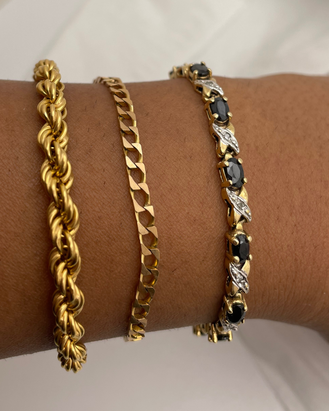 14k Gold 4ct Blue Sapphire & 16pt Diamond Bracelet