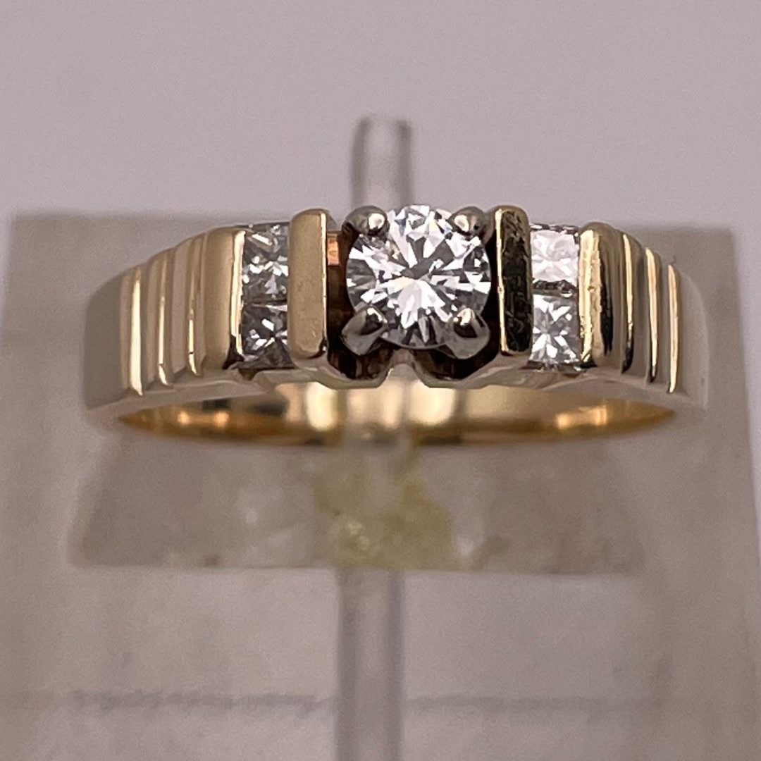 Lady's 14k Yellow Gold 0.39ct Diamond Engagement Ring