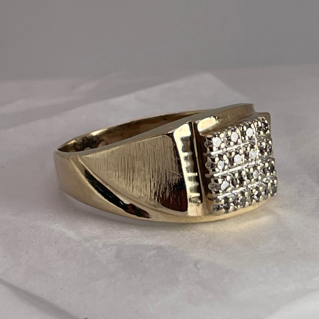 10K Yellow Gold Square Pave 0.16 ct Diamond Ring