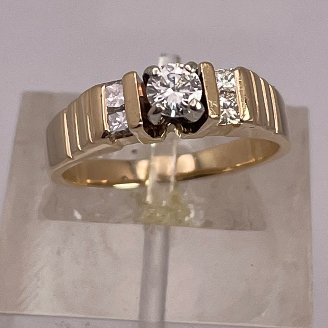 Lady's 14k Yellow Gold 0.39ct Diamond Engagement Ring