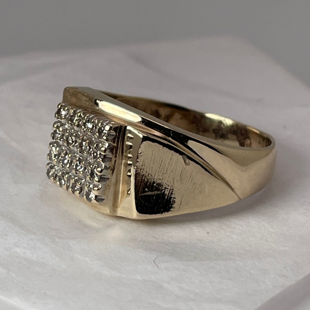 10K Yellow Gold Square Pave 0.16 ct Diamond Ring