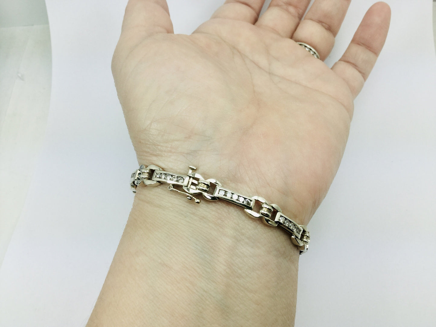 14k White and Yellow Gold Round 1.35ct Diamond Tennis Bracelet