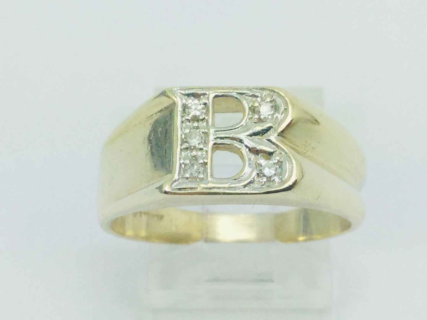 10k Yellow Gold Round Cut 5pt Diamond Letter 'B' Initial Ring