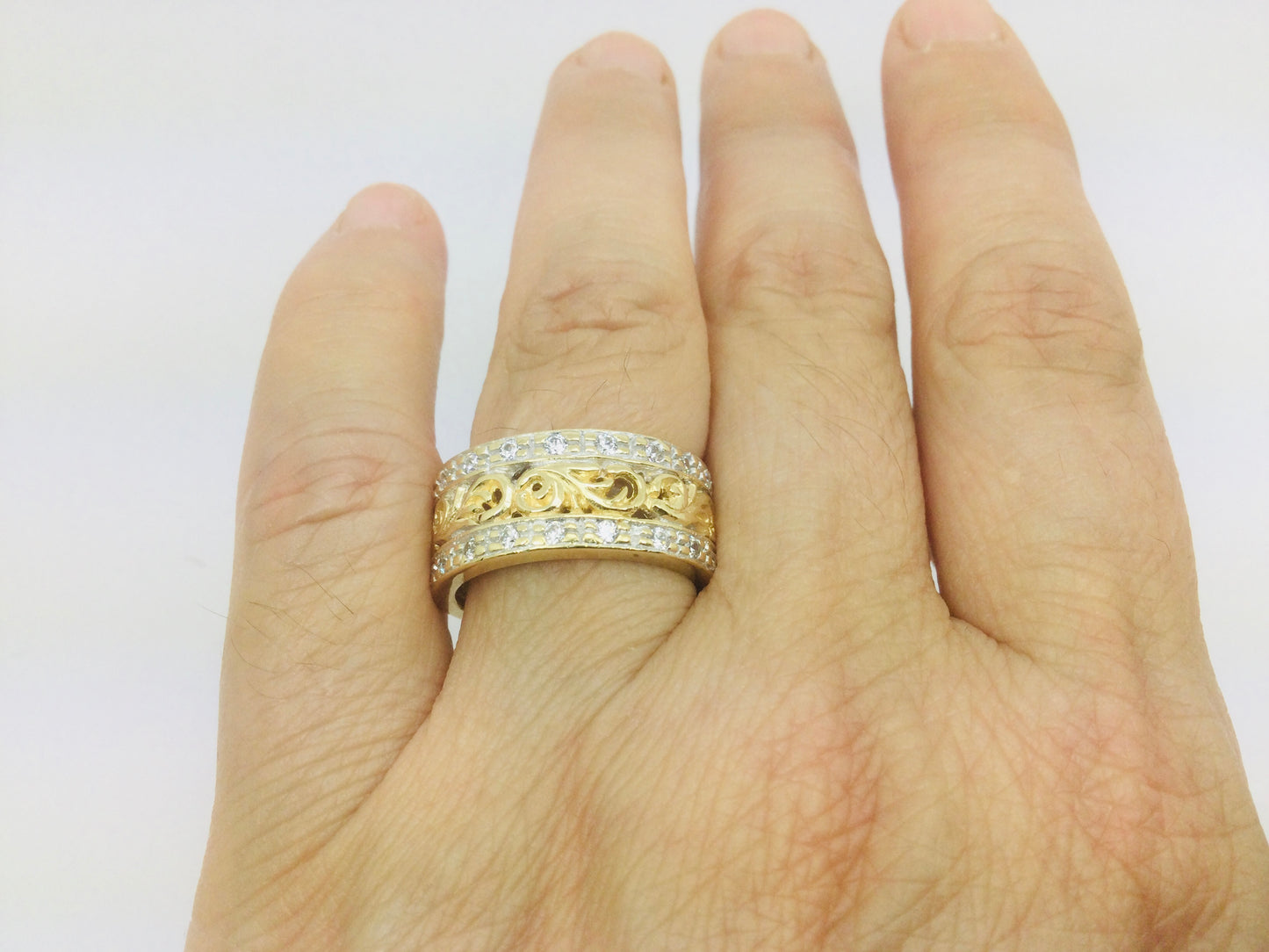 18k Yellow Gold CZ Row Set Vine Band Ring