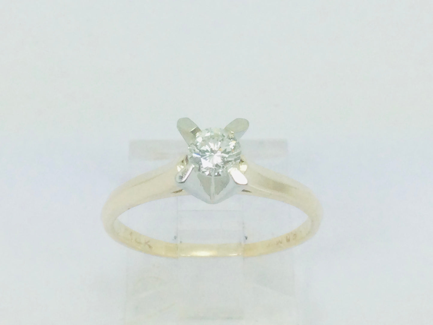 14k Yellow Gold Round Cut 30pt Diamond Solitaire Ring
