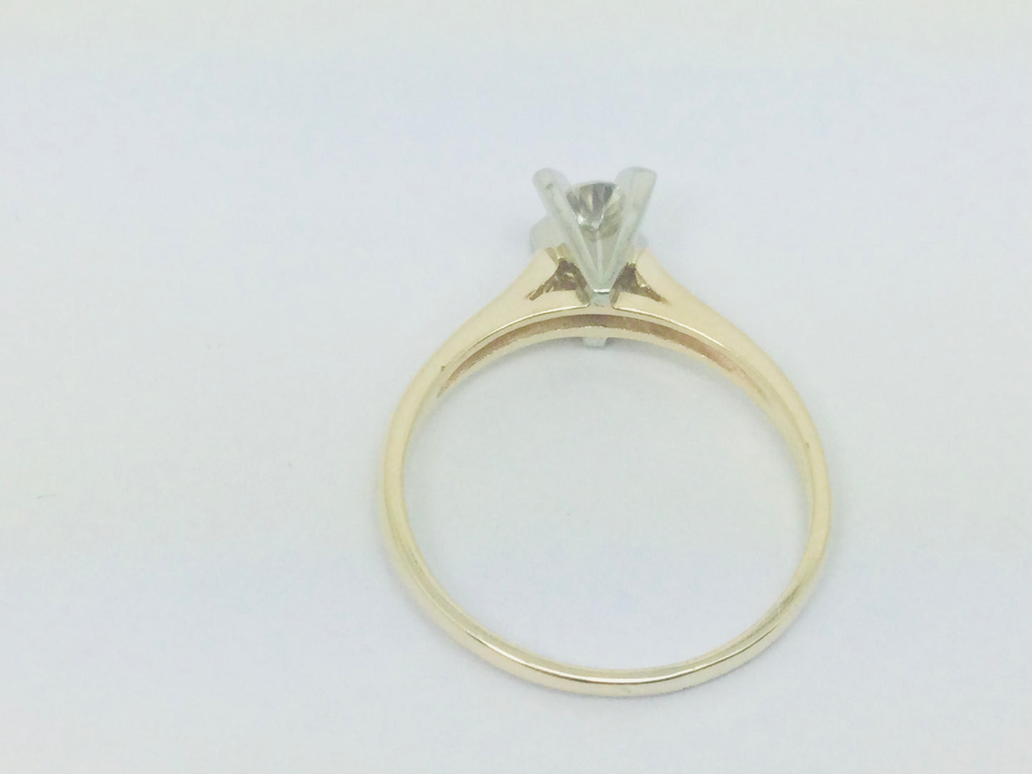 14k Yellow Gold Round Cut 30pt Diamond Solitaire Ring