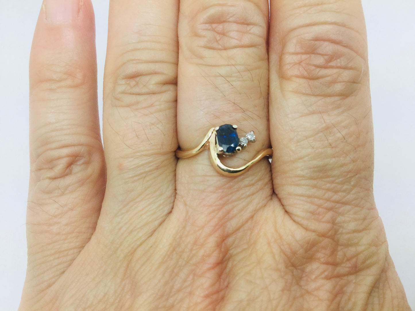 14k Yellow Gold Oval Cut 33pt Sapphire September Birthstone & 2pt Diamond Wave Ring