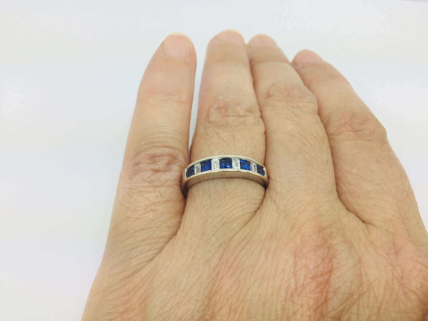 18k White Gold Princess Cut 50pt Sapphire & Baguette Cut 32pt Diamond Ring