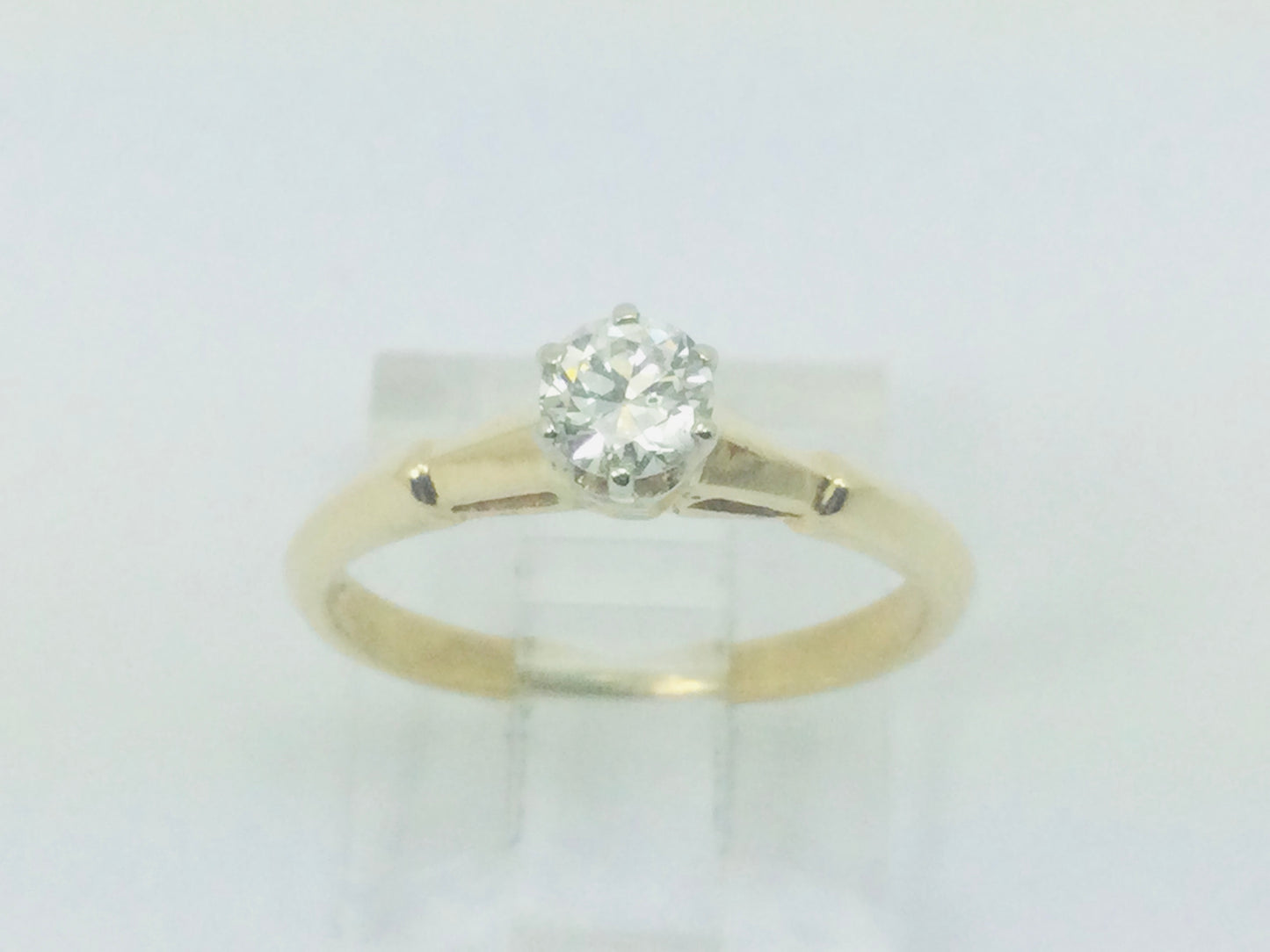 14k Yellow Gold Round Cut 30pt Diamond Solitaire Ring