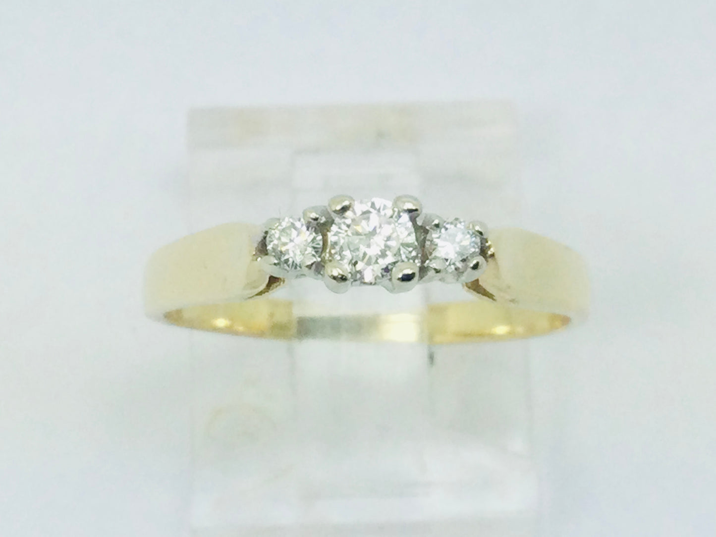 14k Yellow Gold 17pt Round Cut Diamond Trinity Ring