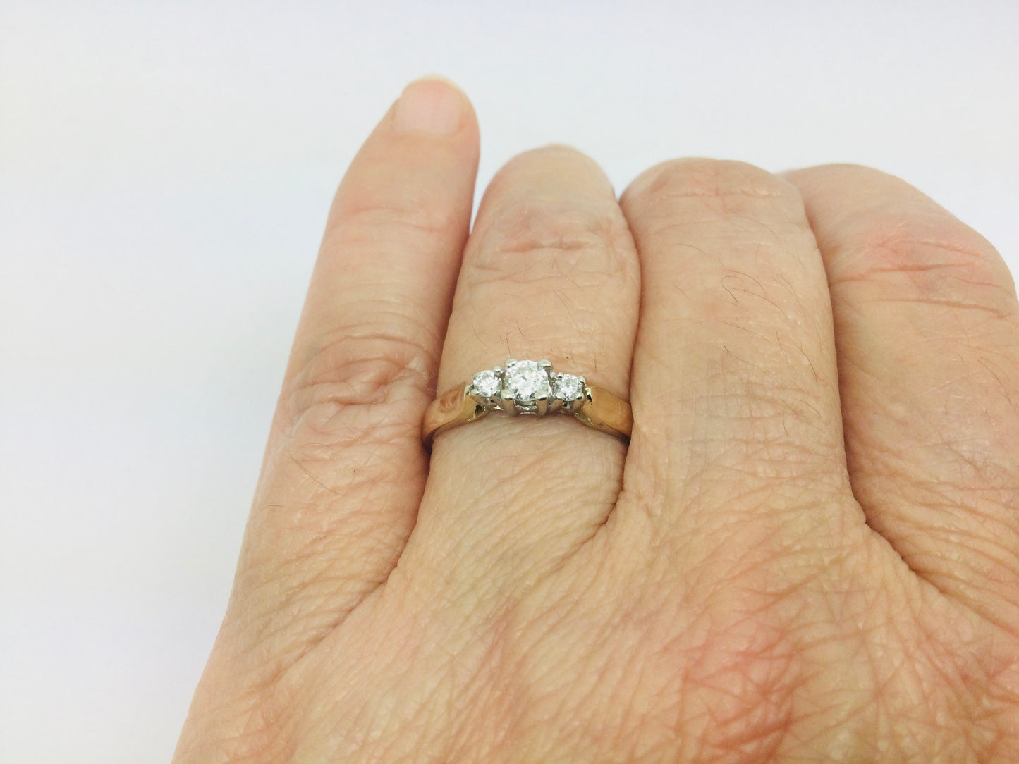 14k Yellow Gold 17pt Round Cut Diamond Trinity Ring
