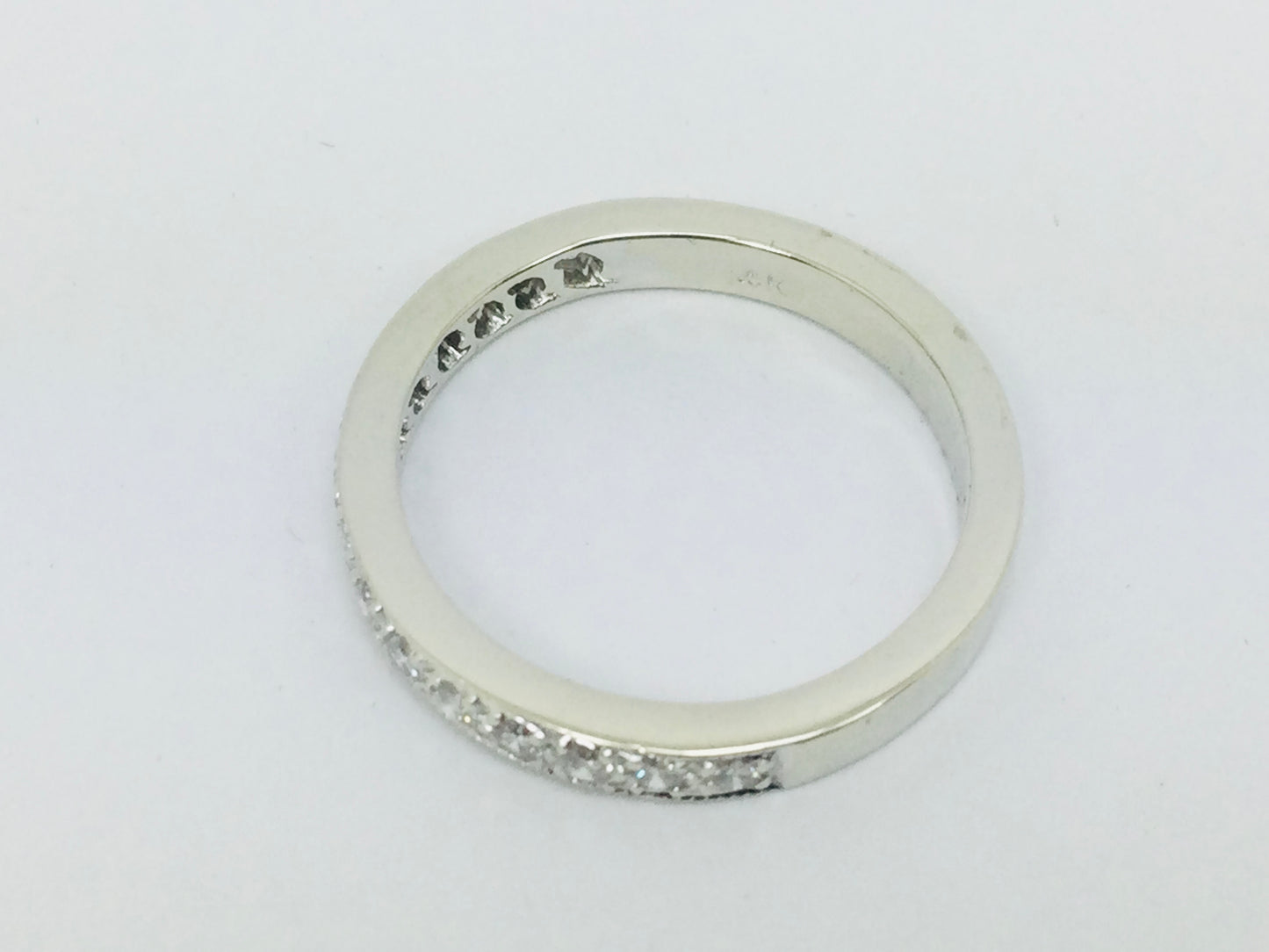14k White Gold 22.5pt Round Cut Diamond Row Set Ring