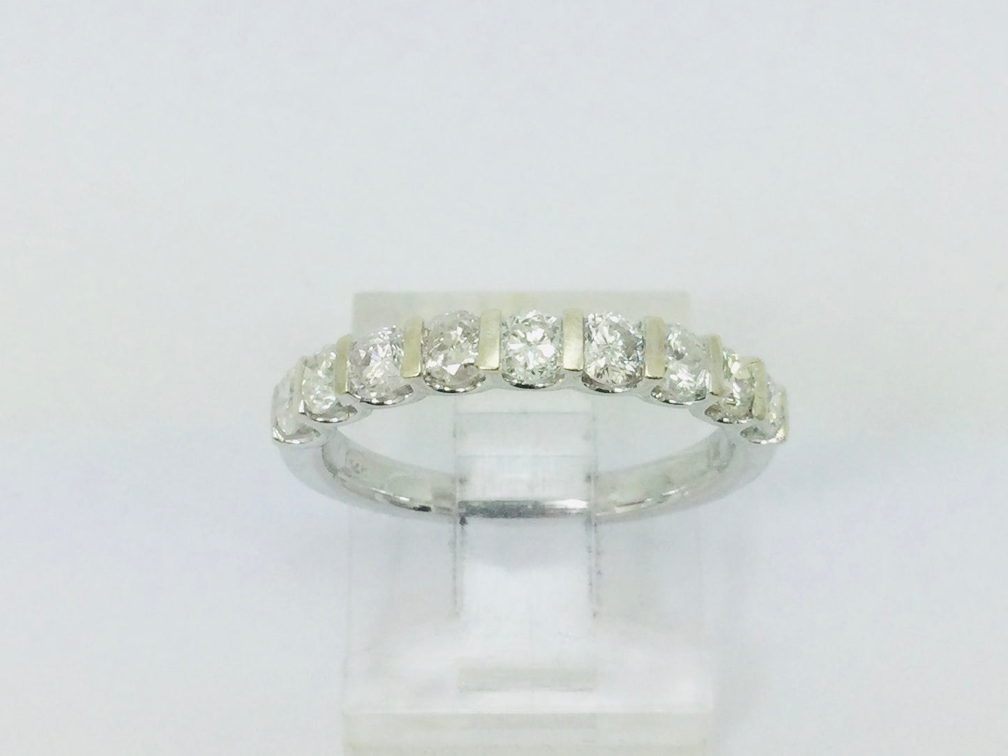 14k White Gold Round Cut 0.72ct Diamond Row Set Ring