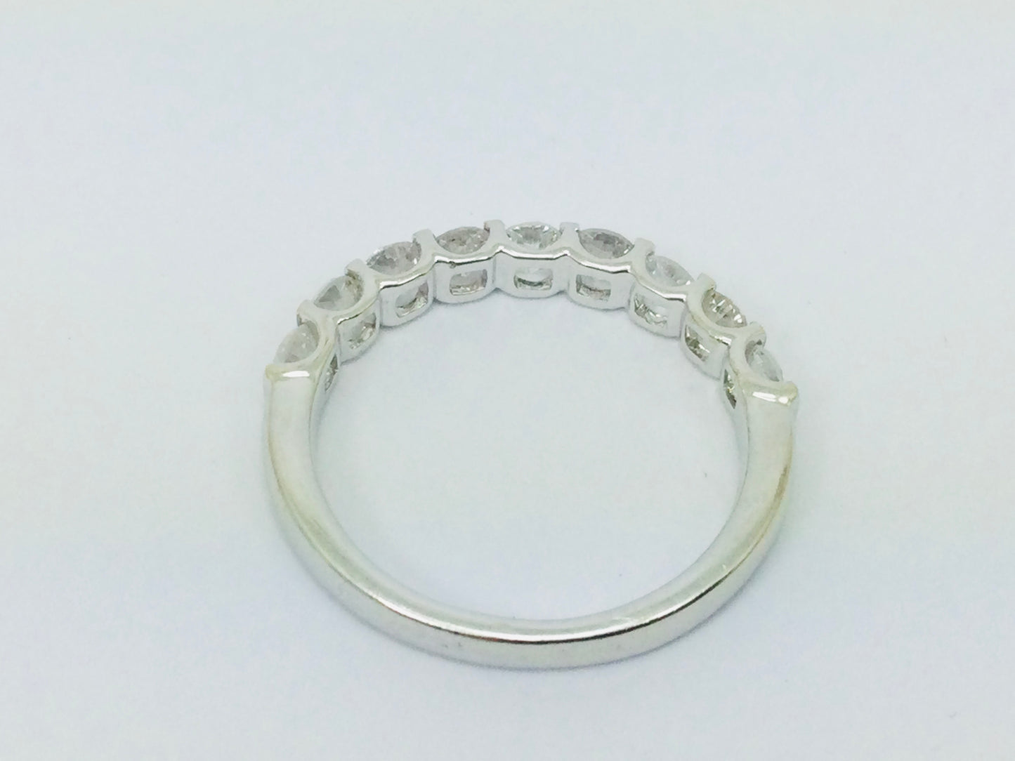 14k White Gold Round Cut 0.72ct Diamond Row Set Ring