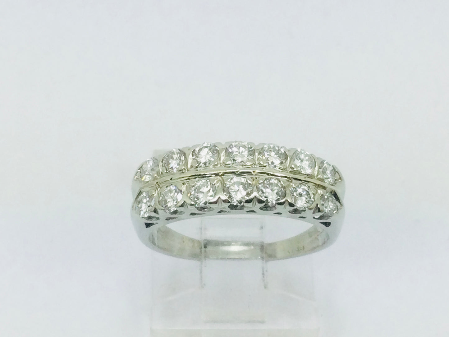 14k White Gold Round Cut 70pt Diamond Row Set Ring
