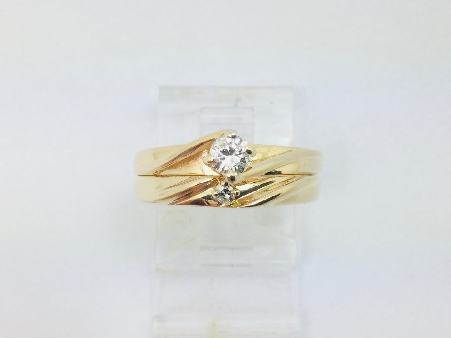 14k Yellow Gold 20pt Round Cut Diamond Solitaire with Accent Ring