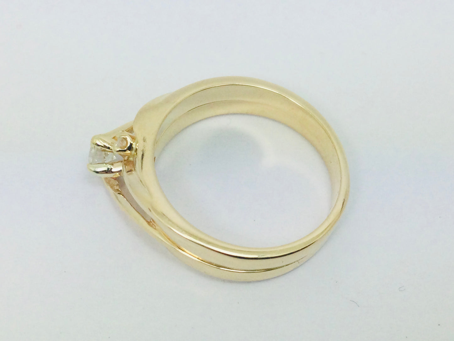 14k Yellow Gold 20pt Round Cut Diamond Solitaire with Accent Ring