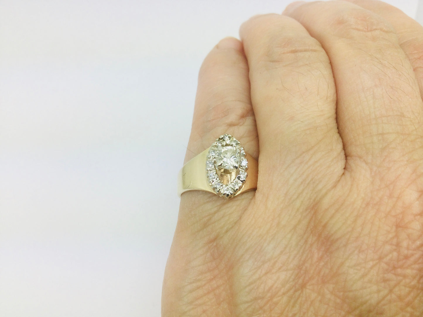 14k Yellow Gold Round Cut 0.55ct Diamond Marquise Halo Ring