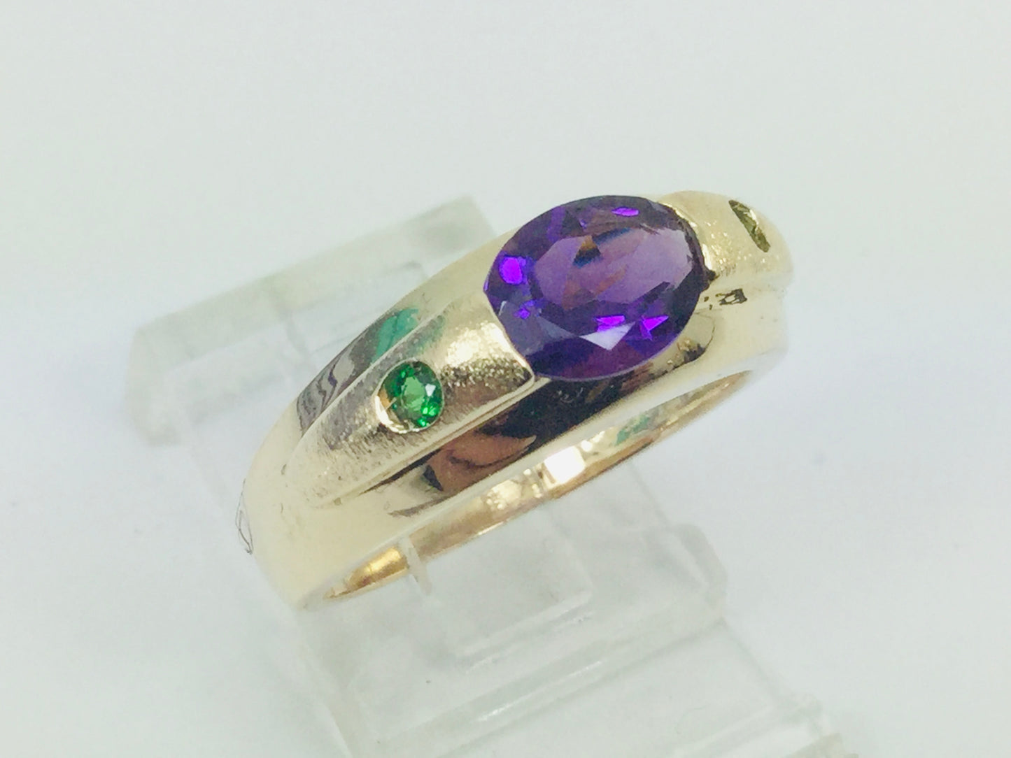 14k Yellow Gold Oval Cut Amethyst February Birthstone & Emerald Ring
