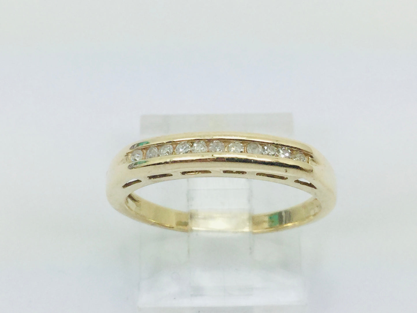 10k Yellow Gold Round Cut 0.11ct Diamond Channel Set Ring