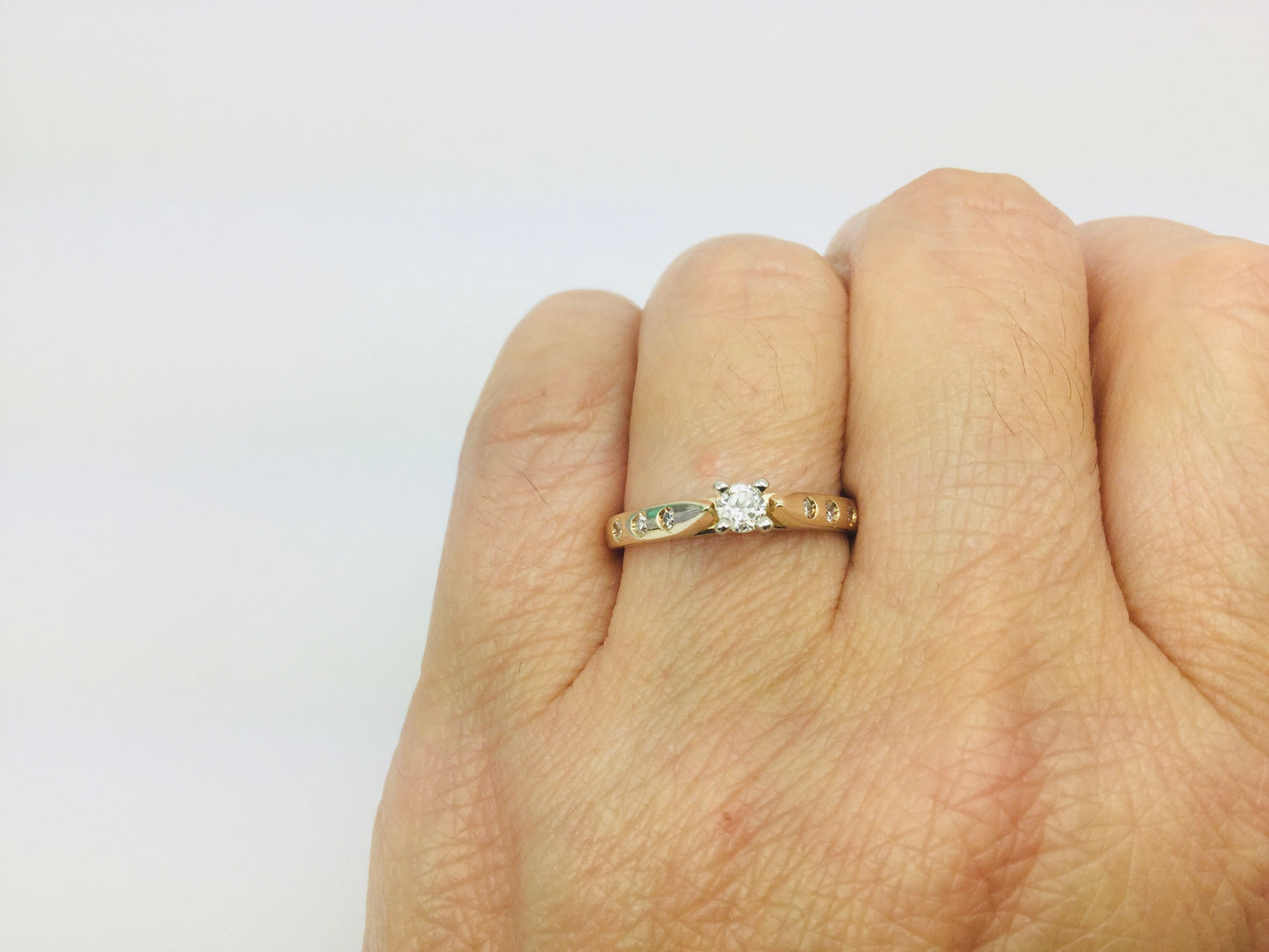 14k Yellow Gold Round Cut 21pt Diamond Solitaire with Accents Ring