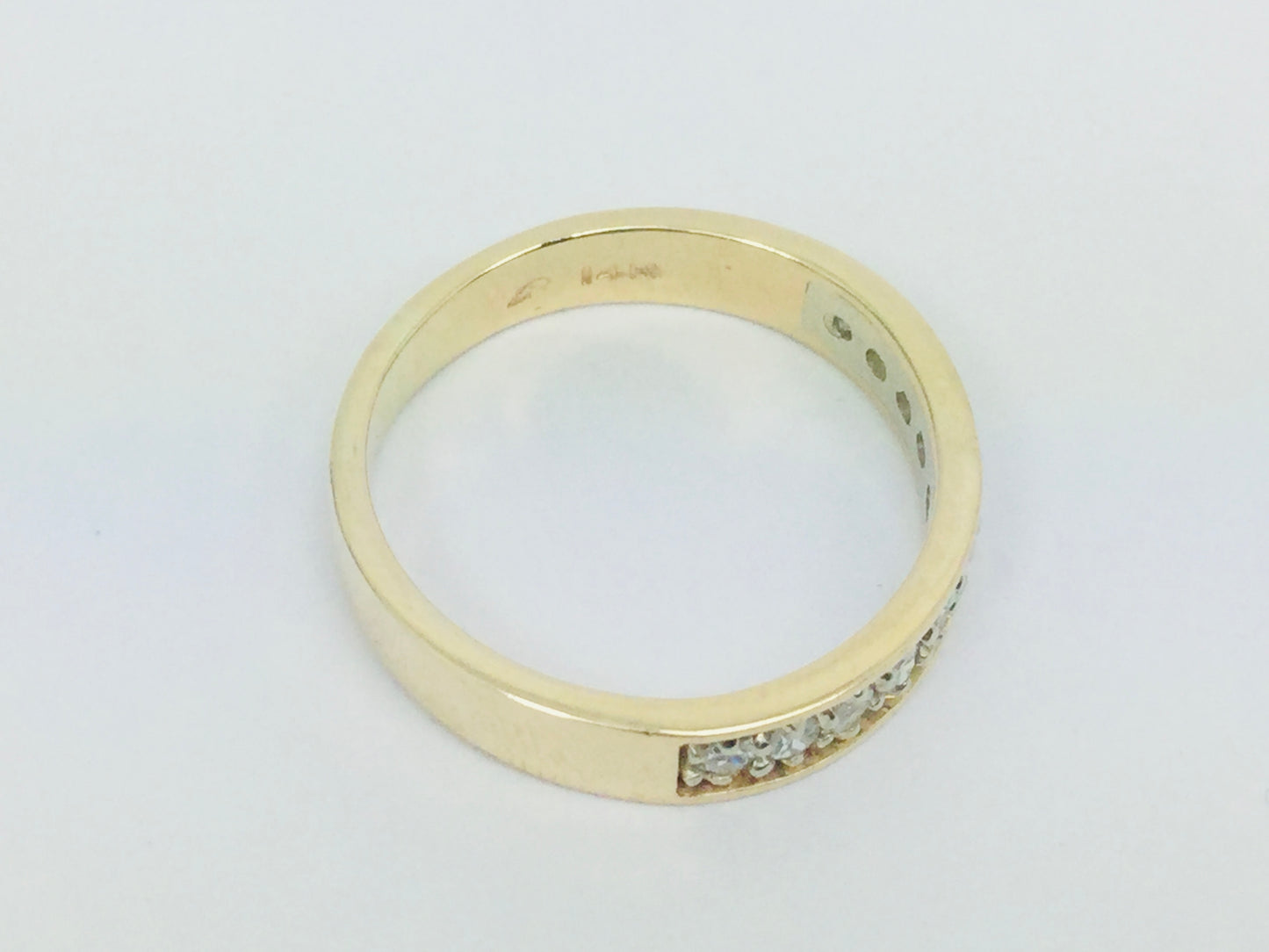 14k Yellow Gold Round Cut 22pt Diamond Row Set Ring