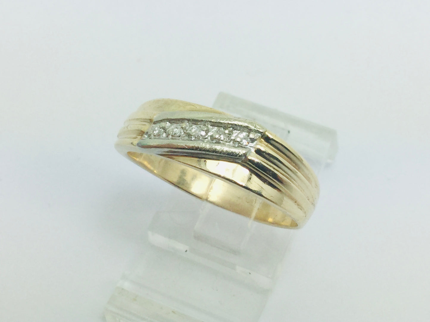 10k Yellow and White Gold Round Cut 5pt Diamond Row Set Band Ring