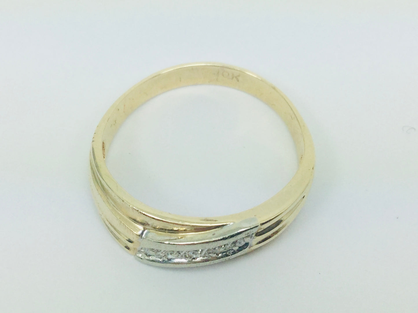 10k Yellow and White Gold Round Cut 5pt Diamond Row Set Band Ring