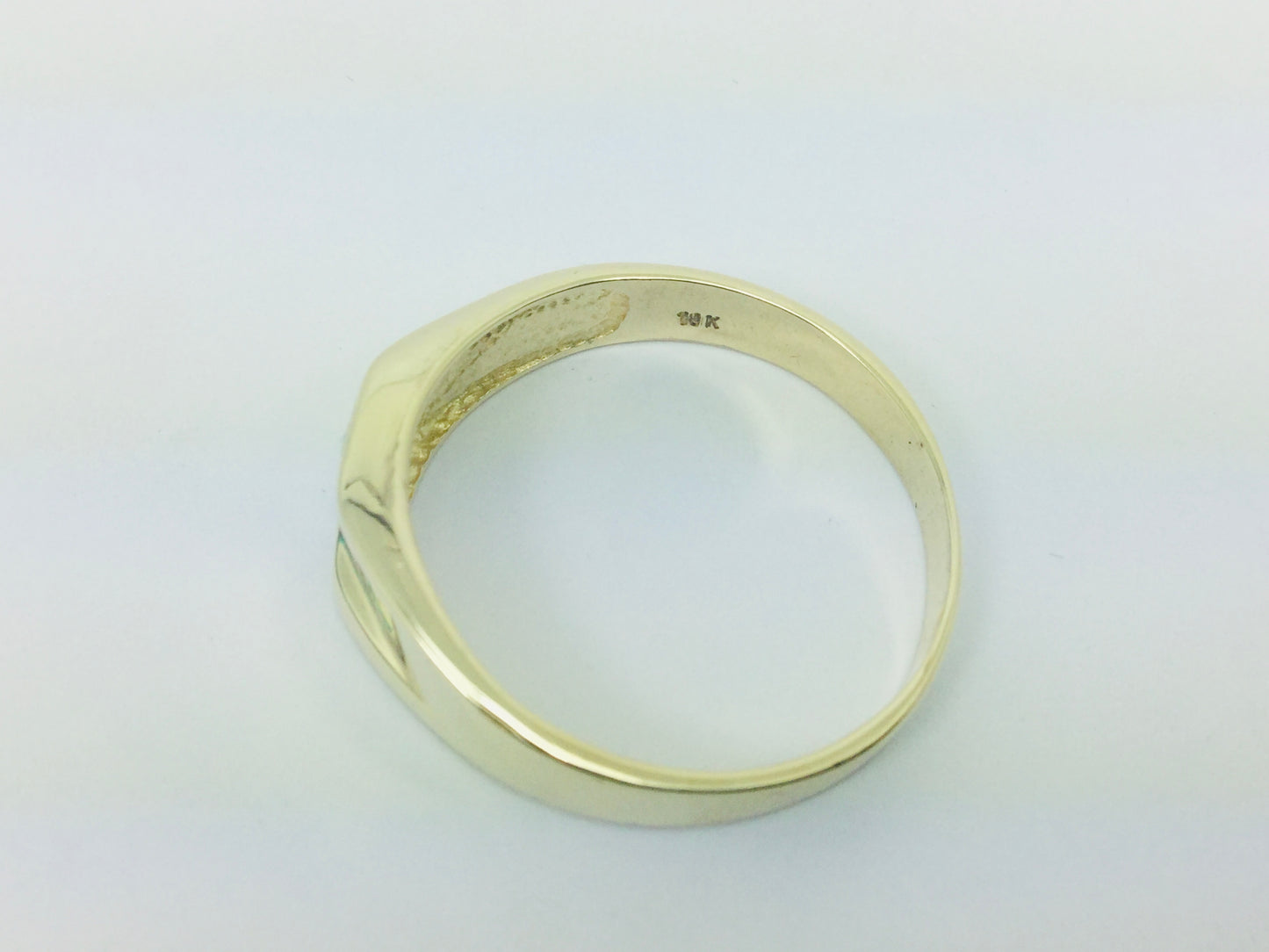 10k Yellow Gold Round Cut 5pt Diamond Letter 'T' Initial Ring
