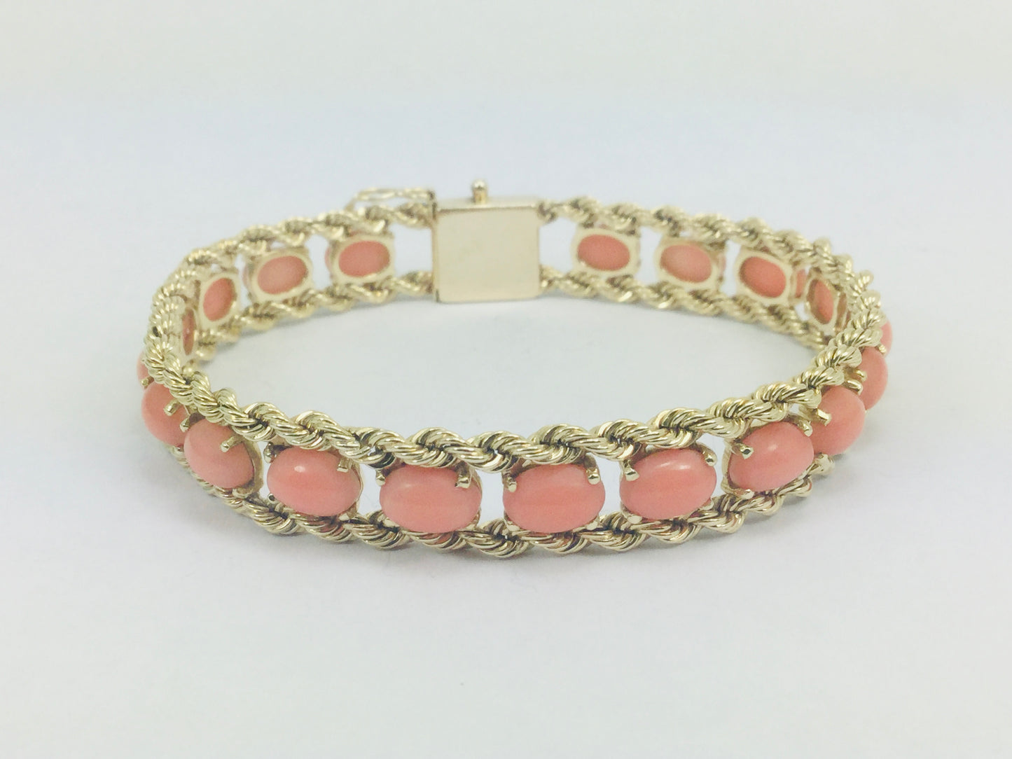 14k Yellow Gold Oval Cut Cabochon Coral Bracelet
