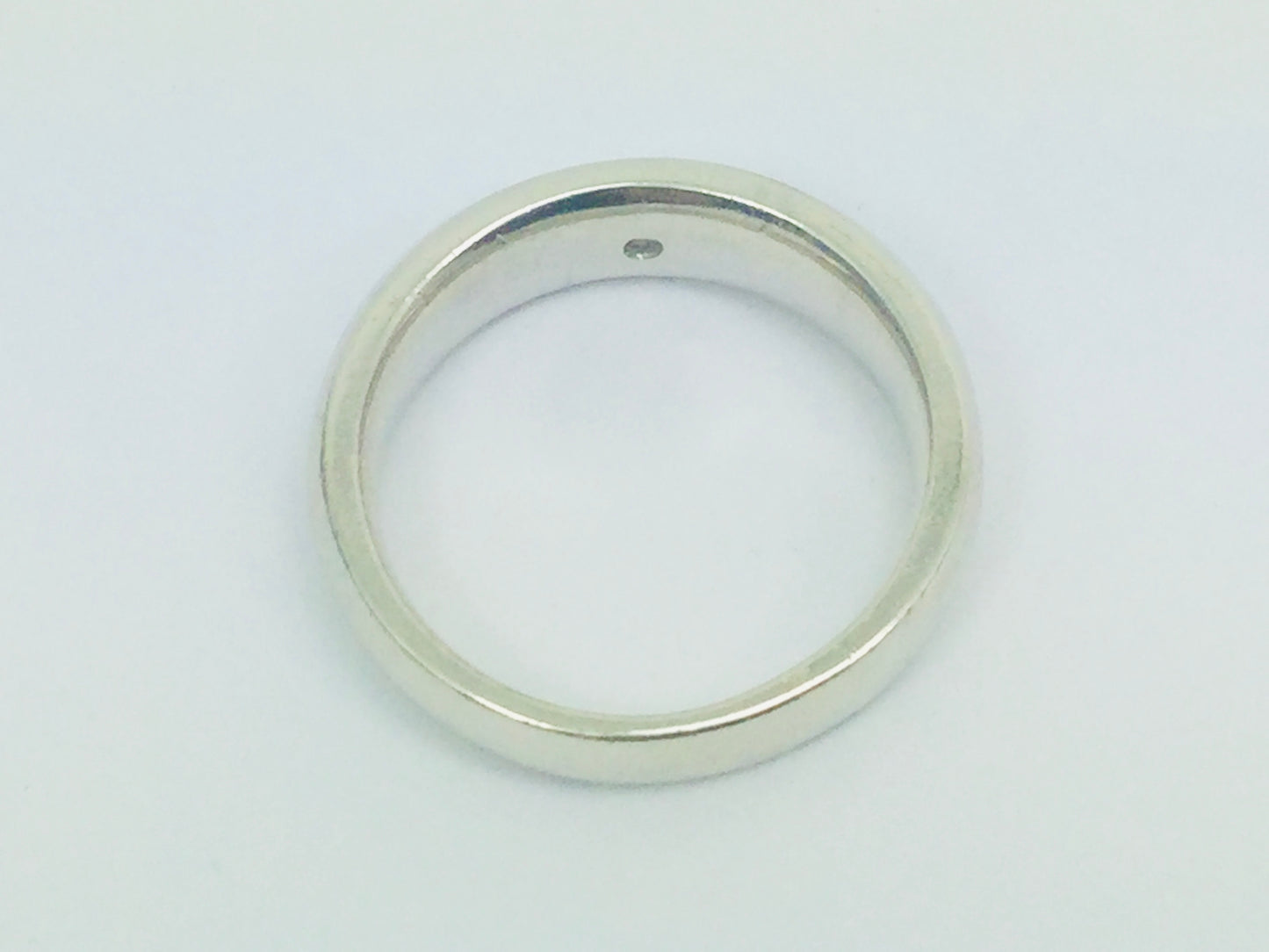 10k White Gold Round Cut 12pt Channel Set Diamond Solitaire Band Ring