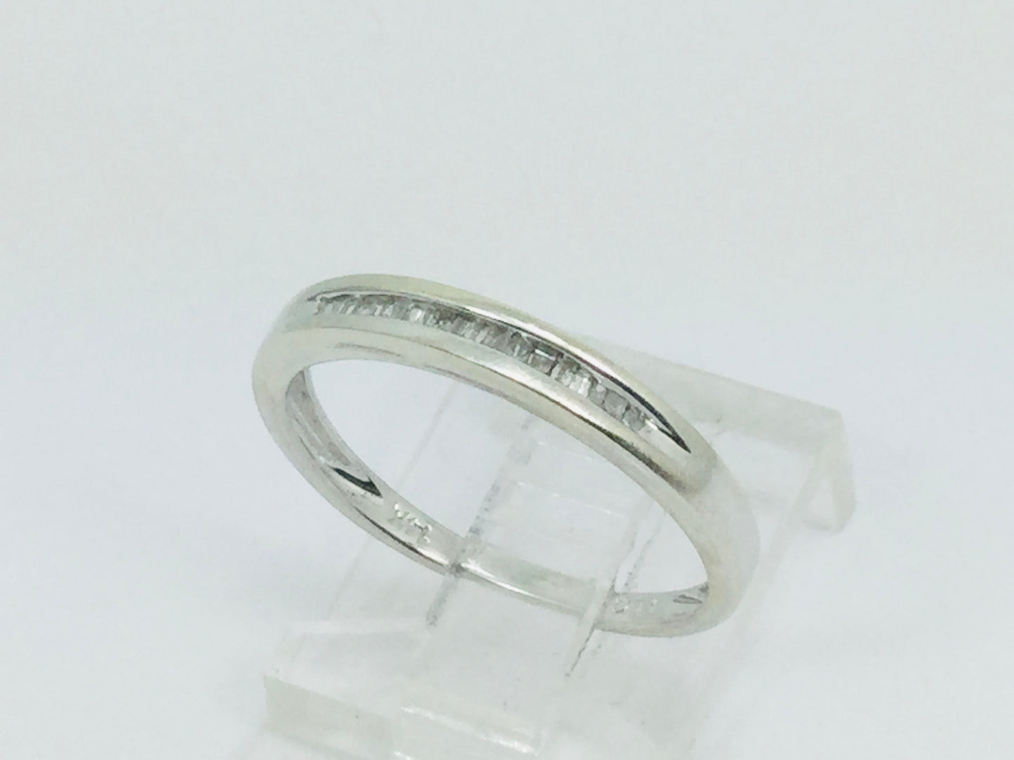14k White Gold Baguette Cut 18pt Channel Set Diamond Band Ring