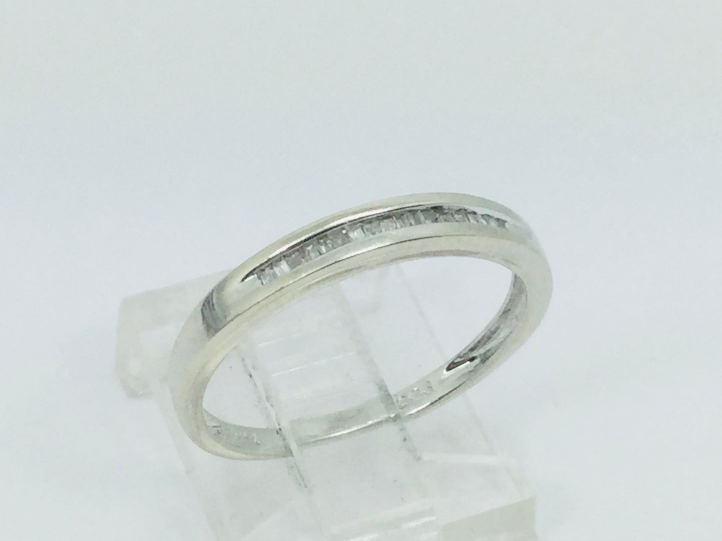 14k White Gold Baguette Cut 18pt Channel Set Diamond Band Ring