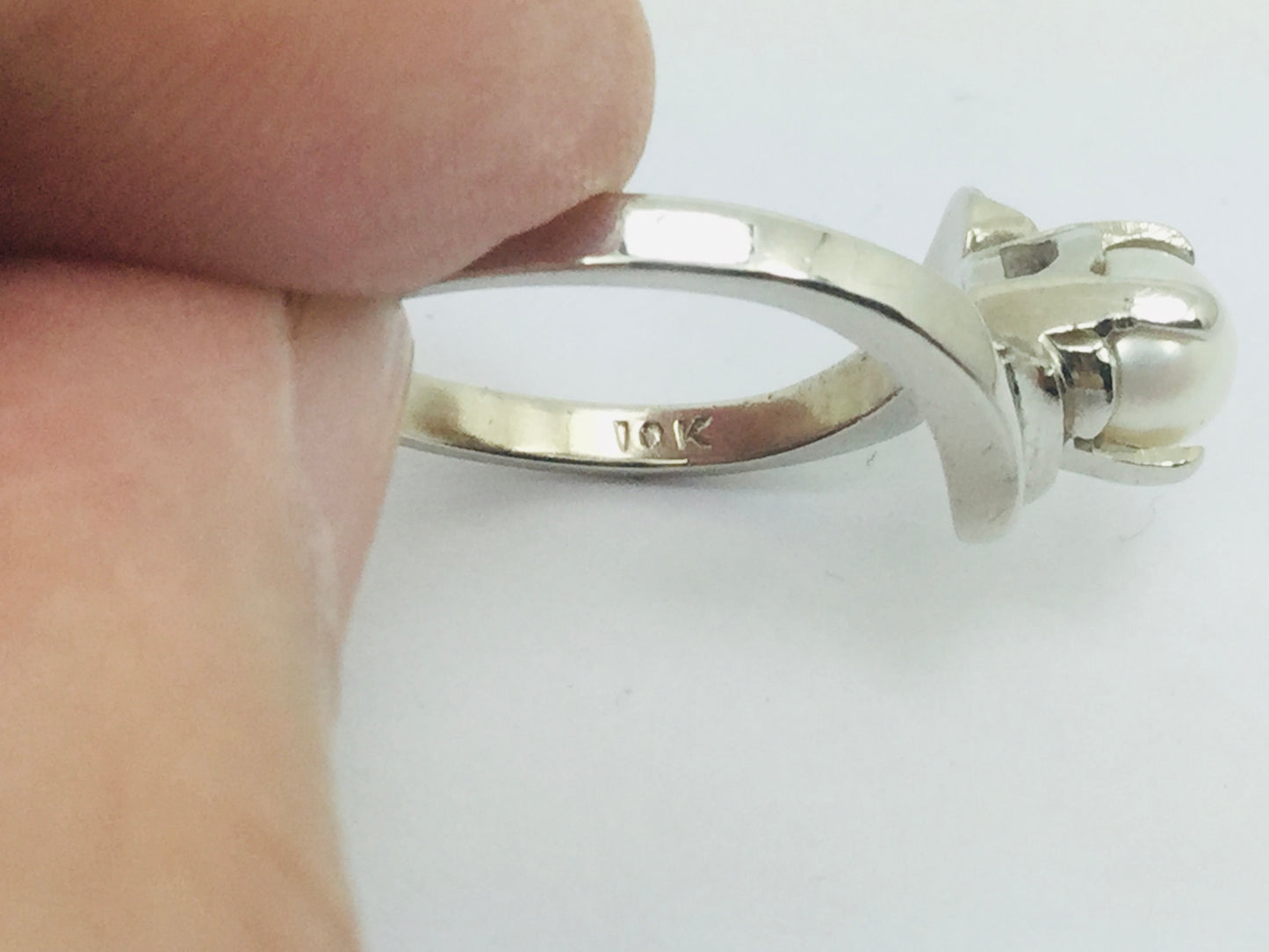 10k White Gold Genuine Pearl June Birthstone Ring