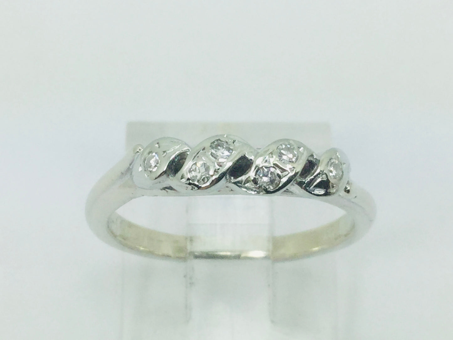 14k White Gold Round Cut 6pt Diamond Bridal Knot Ring