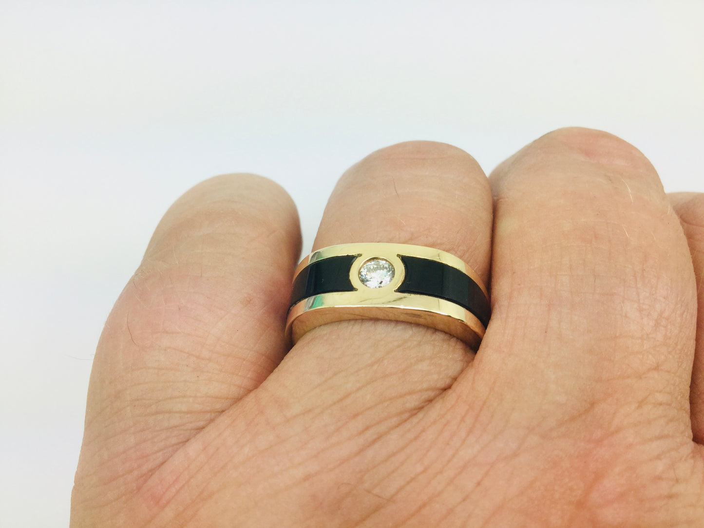 14k Yellow Gold Round Cut 25pt Diamond Solitaire & Black Onyx Ring
