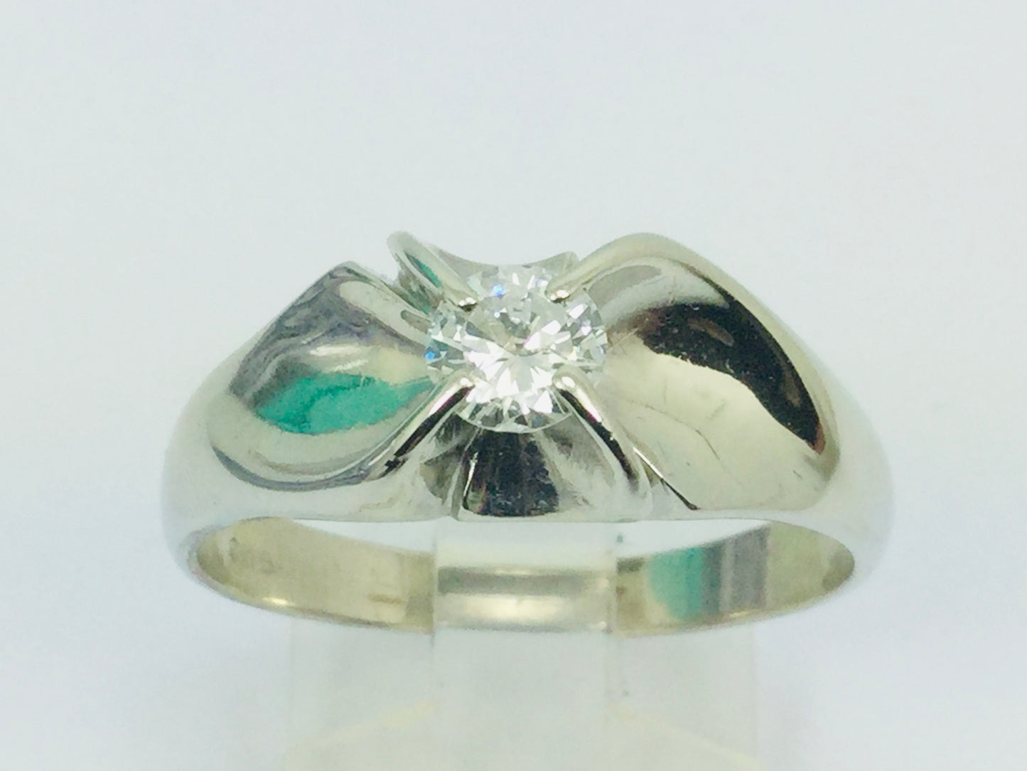 14k White Gold Round Cut 40pt Diamond Solitaire Ring