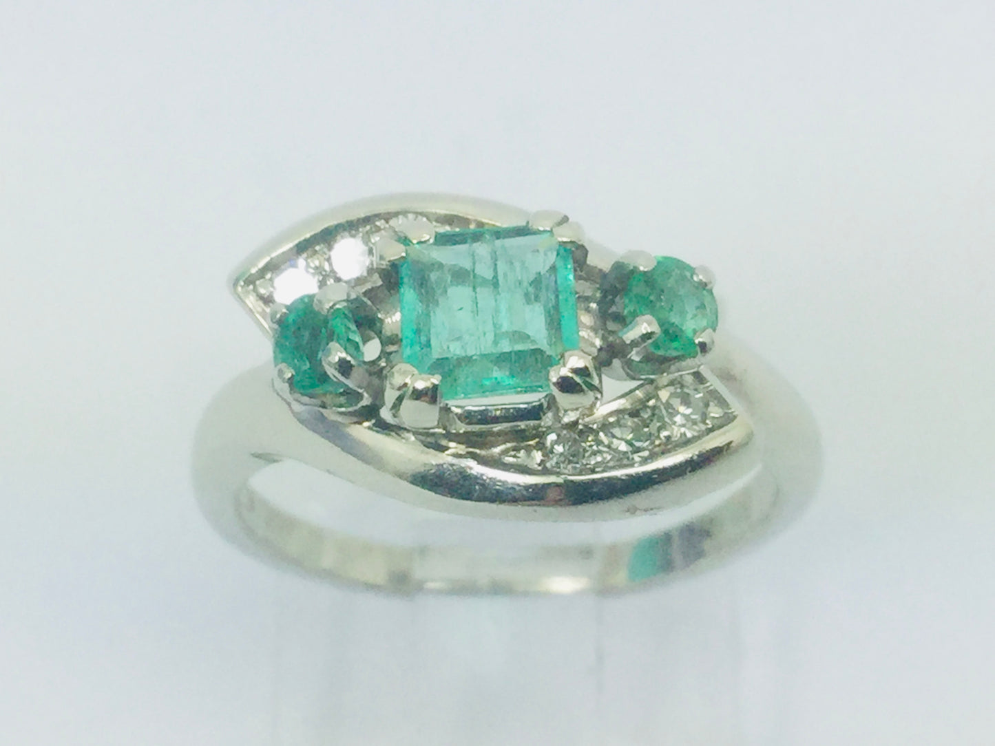 14k White Gold Princess and Round Cut 55pt Emerald May Birthstone & Diamond Ring